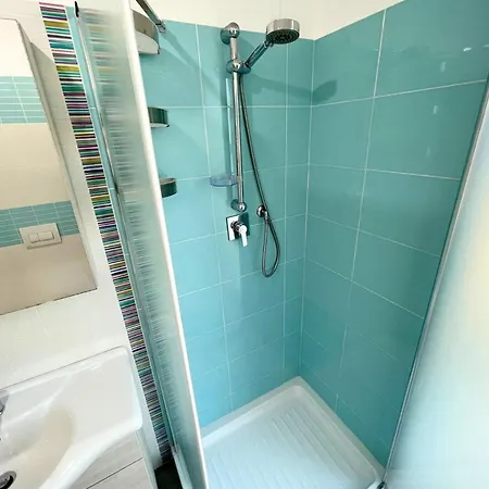 Lemon Tree House Babsuites شقة